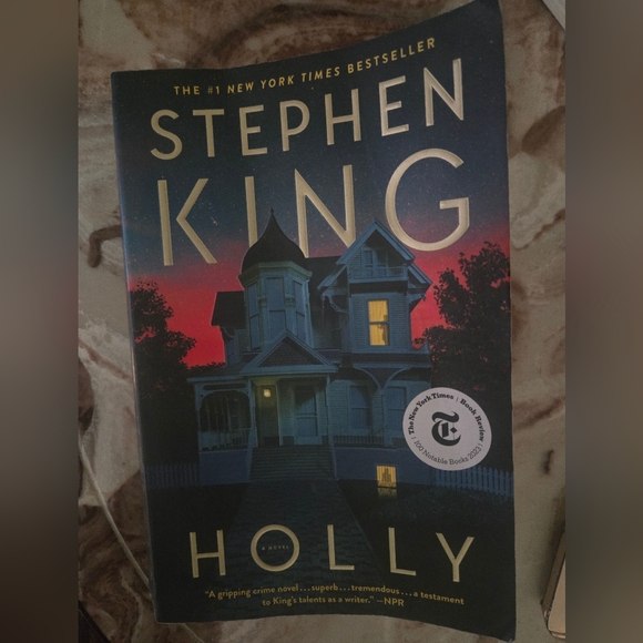 Stephen King Other - Holly Stephen King